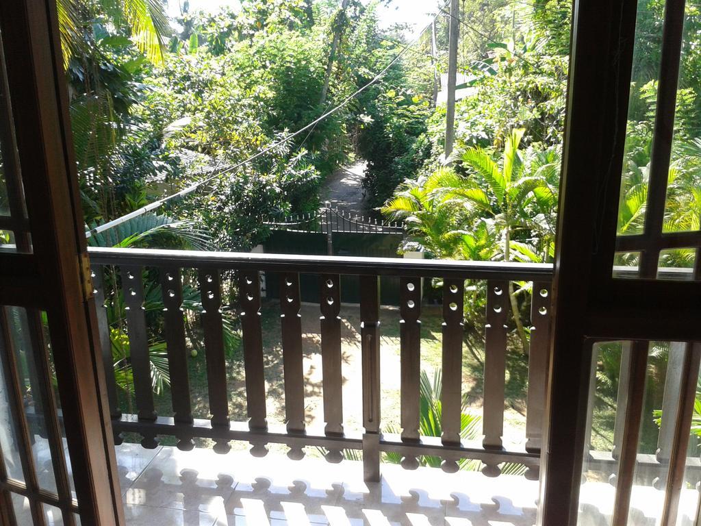 Villa 159 Hikkaduwa Bagian luar foto