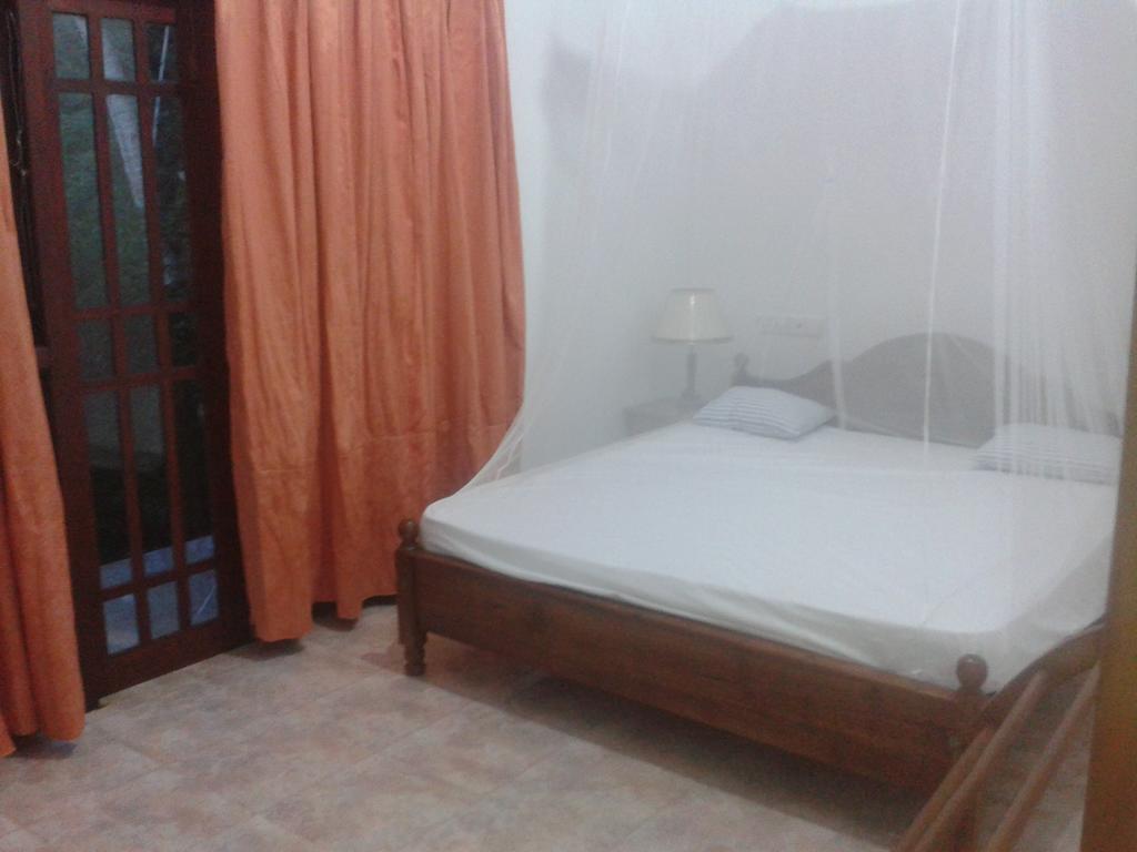 Villa 159 Hikkaduwa Bagian luar foto